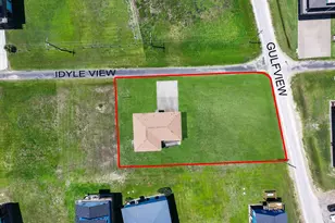 2006 Idyle View, Crystal Beach, TX 77650 - Photo 2