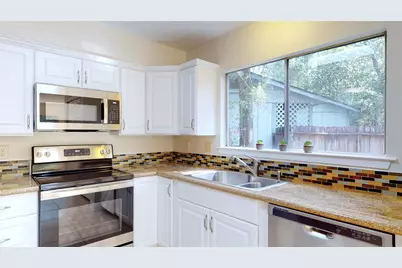 2105 N Red Cedar Circle, The Woodlands, TX 77380 - Photo 4