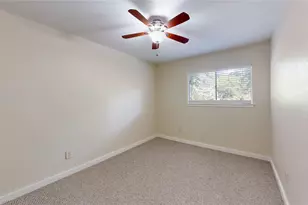 2105 N Red Cedar Cir, The Woodlands, TX 77380 - Photo 14