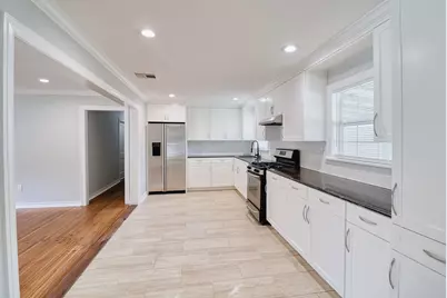 7557 Meadowview Drive, Houston, TX 77037 - Photo 12