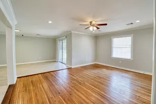 7557 Meadowview Dr, Houston, TX 77037 - Photo 14