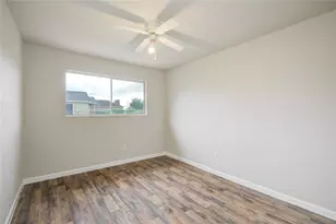 1602 North Ave N, Freeport, TX 77541 - Photo 6