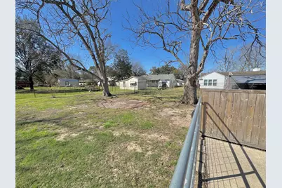 702 Marion Street, Port Neches, TX 77651 - Photo 22