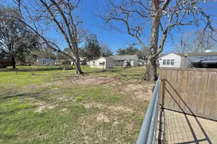 702 Marion St, Port Neches, TX 77651 - Photo 22