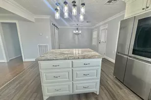 702 Marion St, Port Neches, TX 77651 - Photo 6