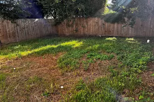 11514 Courtshire Rd, Houston, TX 77076 - Photo 6