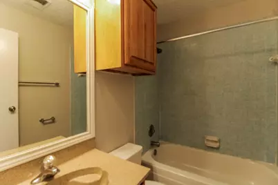 10810 Kirkbend Drive, Houston, TX 77089 - Photo 8