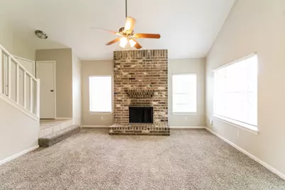 10810 Kirkbend Drive, Houston, TX 77089 - Photo 4