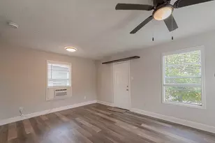1511 Scharpe St, Houston, TX 77023 - Photo 2