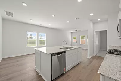 762 Westpointe Drive, Dayton, TX 77535 - Photo 12