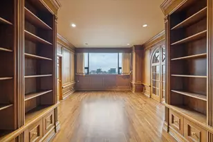 1111 Hermann Dr, Houston, TX 77004 - Photo 4