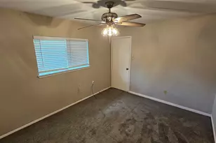 5210 Russelville Rd, Houston, TX 77048 - Photo 10