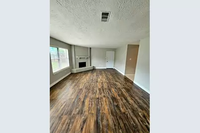 2043 Derby Drive, Houston, TX 77067 - Photo 8