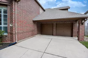 7123 Morrow Ct, Sugar Land, TX 77479 - Photo 2