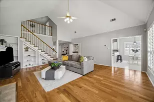 1506 S Gabriel River Cir, Sugar Land, TX 77478 - Photo 14