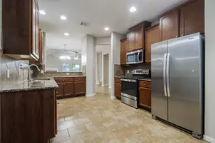 226 Fantasy Ln, Montgomery, TX 77356 - Photo 8