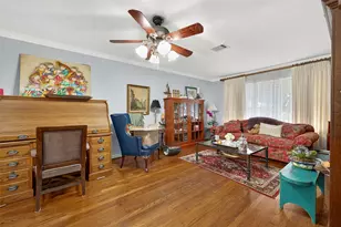 5326 Redstart St, Houston, TX 77096 - Photo 12