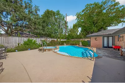 5326 Redstart Street, Houston, TX 77096 - Photo 38