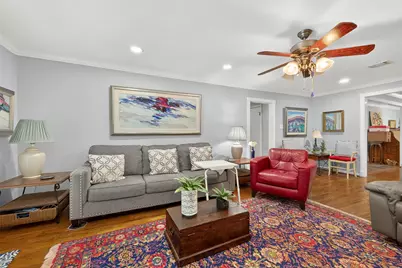 5326 Redstart Street, Houston, TX 77096 - Photo 8