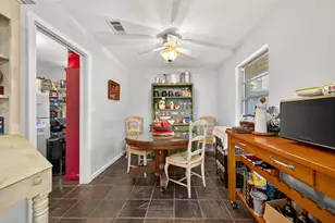 5326 Redstart St, Houston, TX 77096 - Photo 6