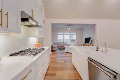 30407 Parkside Passage Court, Fulshear, TX 77441 - Photo 10