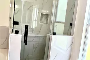 8705 Sunderland Rd, Houston, TX 77028 - Photo 16