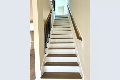 8705 Sunderland Road, Houston, TX 77028 - Photo 10