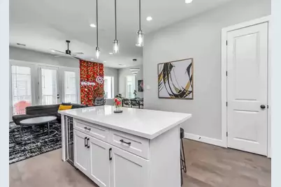 1915 Kolfahl Street #B, Houston, TX 77023 - Photo 10