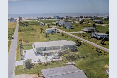 4110 2nd Street, Galveston, TX 77554 - Photo 2