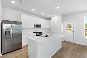 3033 Dovedale St, Pearland, TX 77584 - Photo 2