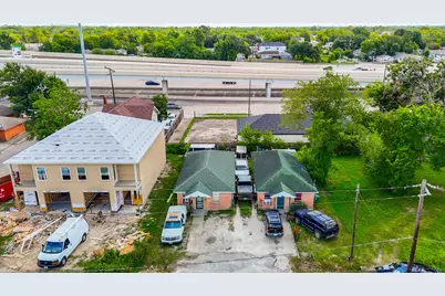 2828 Brackenridge Street, Houston, TX 77026 - Photo 2