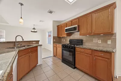 2883 Lost Cove Court, Dickinson, TX 77539 - Photo 12