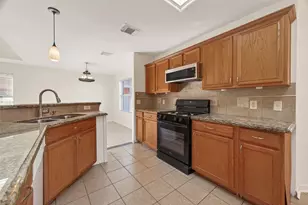 2883 Lost Cove Ct, Dickinson, TX 77539 - Photo 12