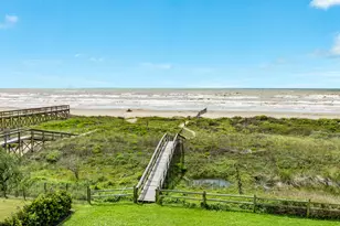21127 W Sand Hill Dr, Galveston, TX 77554 - Photo 14