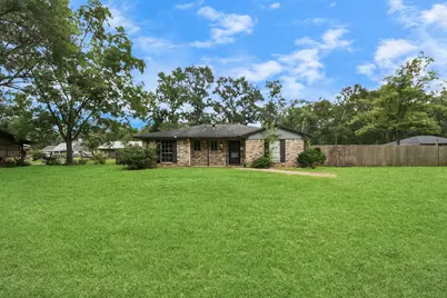 339 Linnwood Drive, Woodbranch, TX 77357 - Photo 2