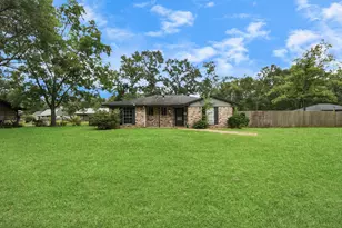 339 Linnwood Dr, Woodbranch, TX 77357 - Photo 2