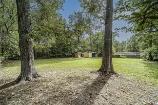 512 Co Rd 2550, Cleveland, TX 77327 - Photo 32
