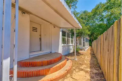 104 N Pecan Street, Woodville, TX 75979 - Photo 6
