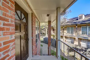 839 Wax Myrtle Ln, Houston, TX 77079 - Photo 24