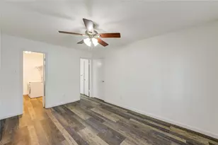 839 Wax Myrtle Ln, Houston, TX 77079 - Photo 18