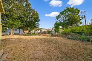 415 Pearl St, Baytown, TX 77520 - Photo 32