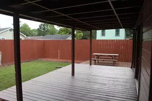 206 N Orange St, Sweeny, TX 77480 - Photo 20