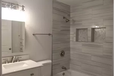 206 N Orange Street, Sweeny, TX 77480 - Photo 8