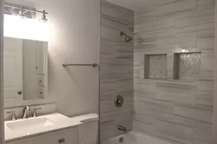 206 N Orange St, Sweeny, TX 77480 - Photo 8