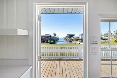 3903 2nd Street, Galveston, TX 77554 - Photo 6