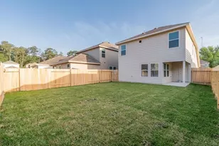 433 Upper Creek Dr, Willis, TX 77378 - Photo 2