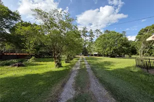1260 E Ave L, Silsbee, TX 77656 - Photo 10
