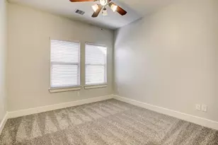1411 W 22nd St, Houston, TX 77008 - Photo 18