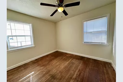 9434 Fairland Drive, Houston, TX 77051 - Photo 6