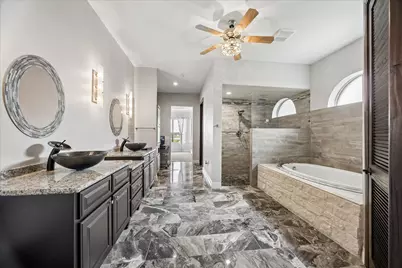 527 Lily Lane, Rosharon, TX 77583 - Photo 16